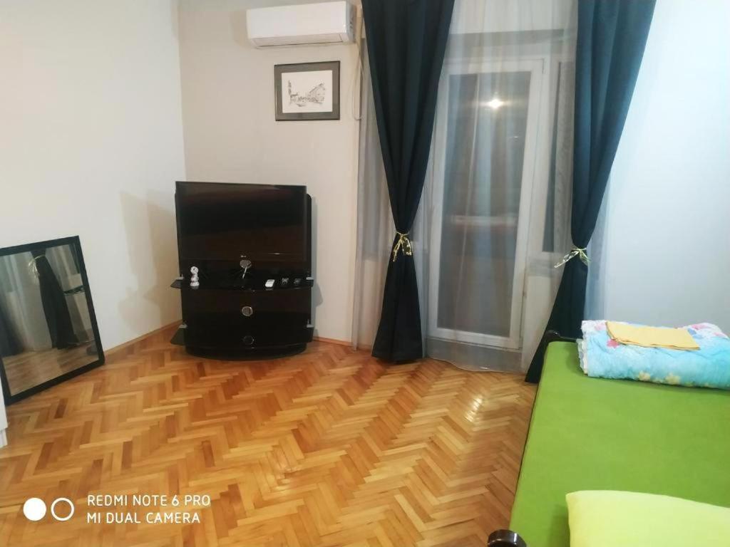 Old Town Rooms 波德戈里察 外观 照片
