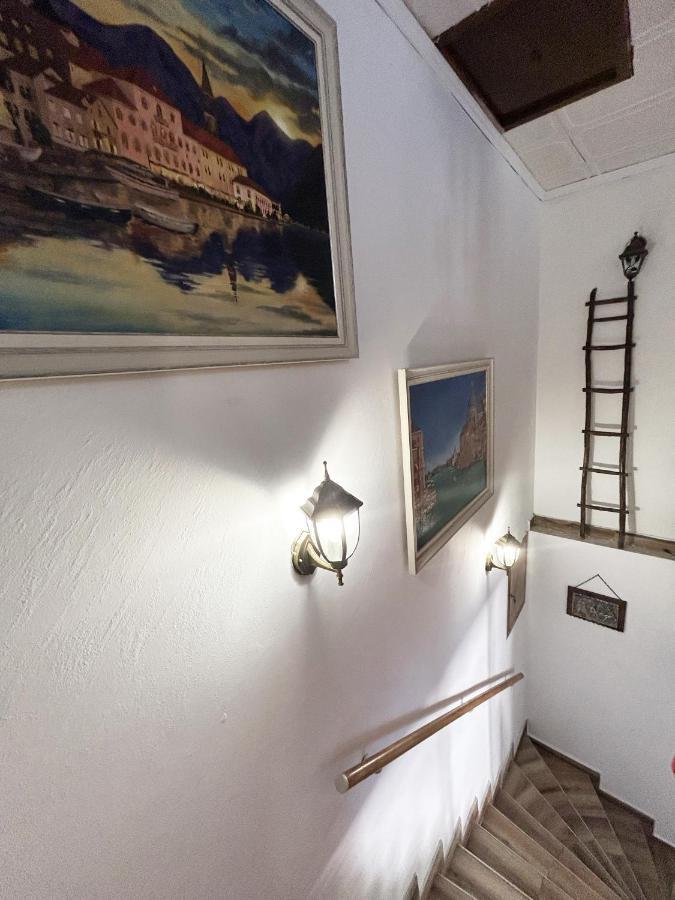 Old Town Rooms 波德戈里察 外观 照片